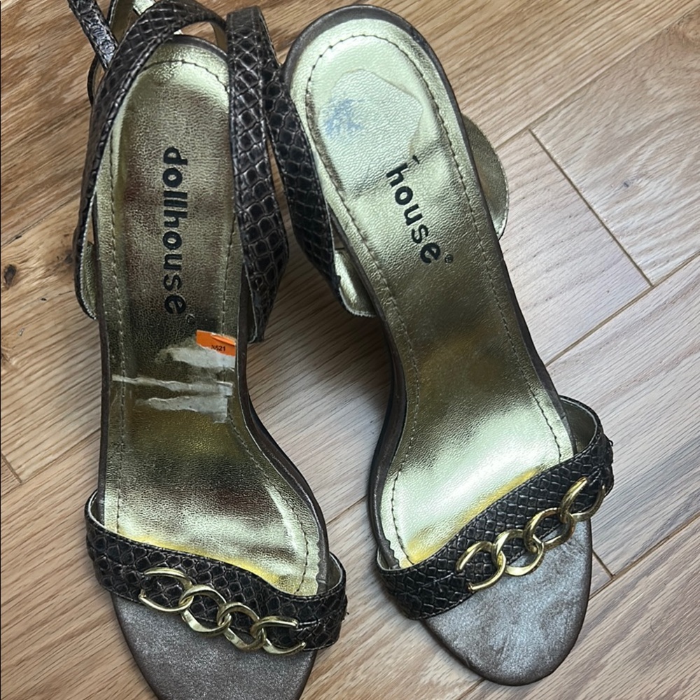 Dollhouse Brown and Gold Heels with Ankle Strap - Picture 4 of 17